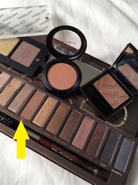 burberry chestnut eyeshadow swatch